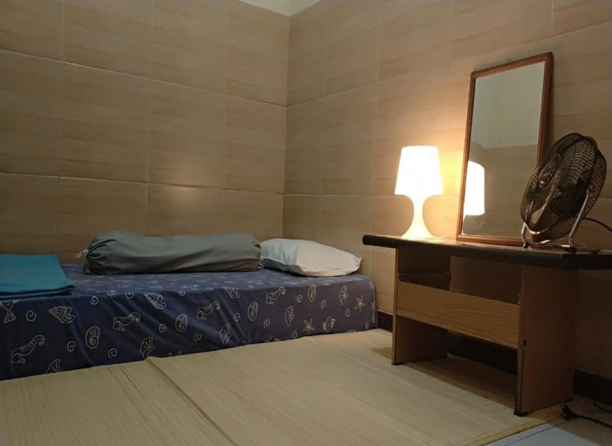 Hannah Room - Khusus Putri Bandung Exterior photo